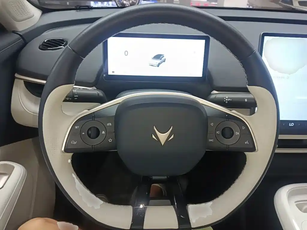 ARCFOX Beta T1 — миниатюра 11