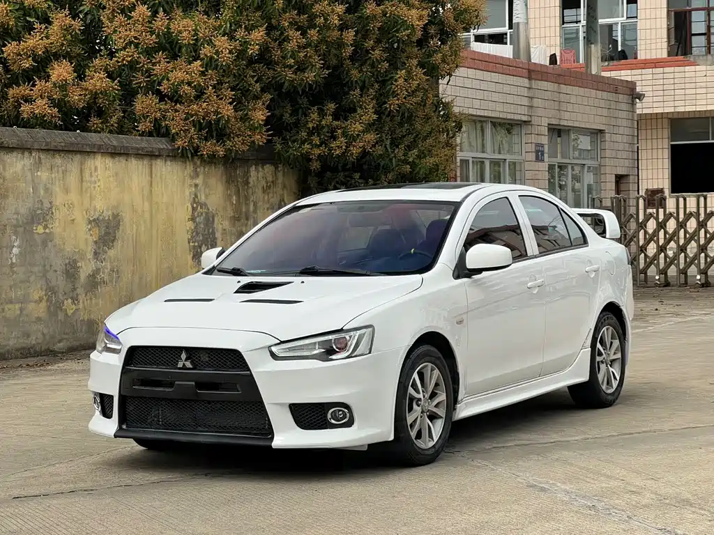 Купить Mitsubishi Lancer EX