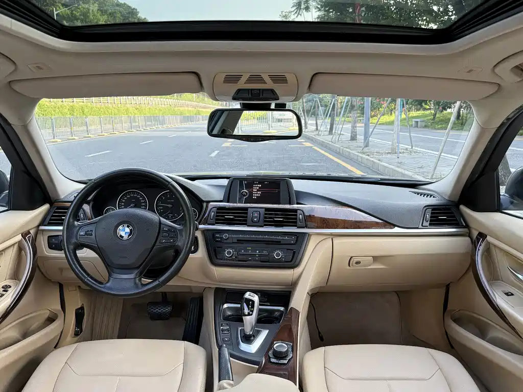 BMW 3 Series — миниатюра 13