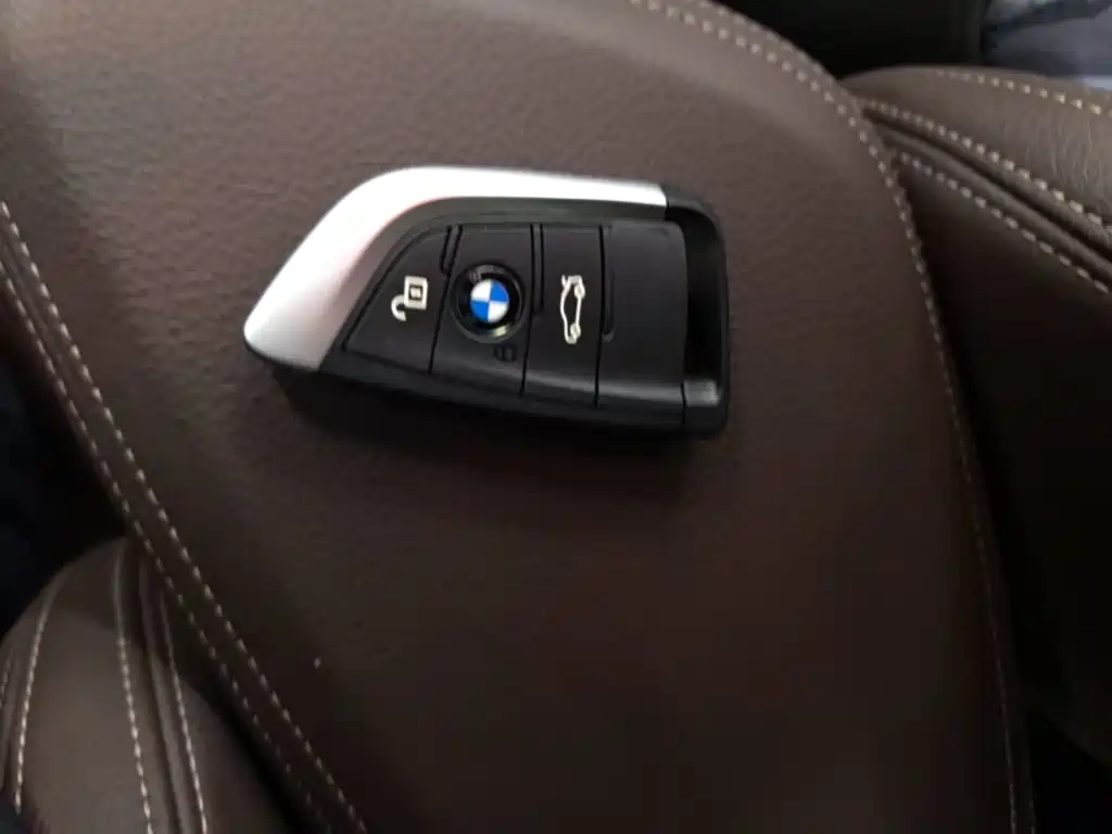 BMW X2 — миниатюра 13