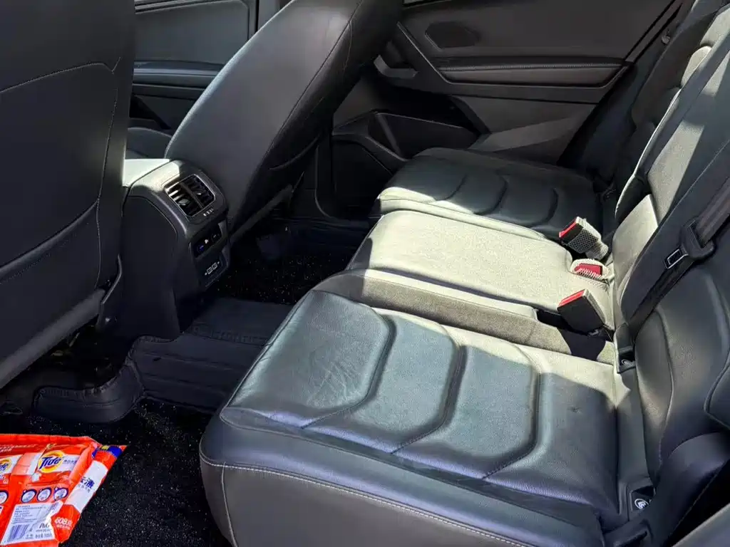 Volkswagen Tiguan L — миниатюра 8
