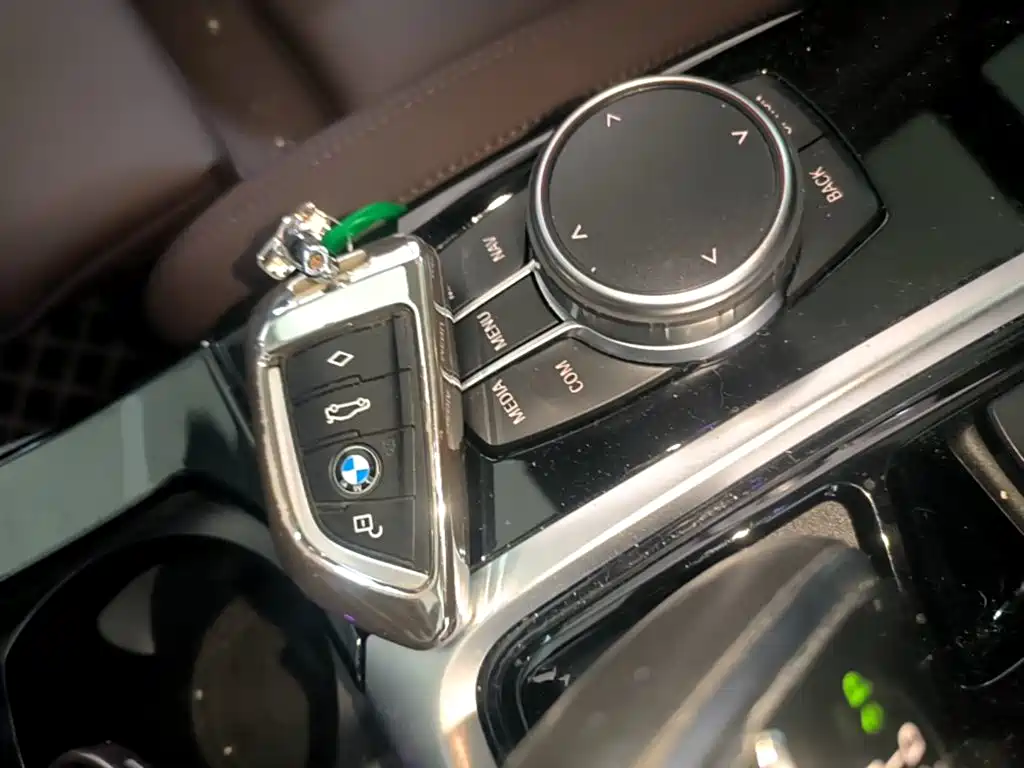 BMW X3 — миниатюра 9