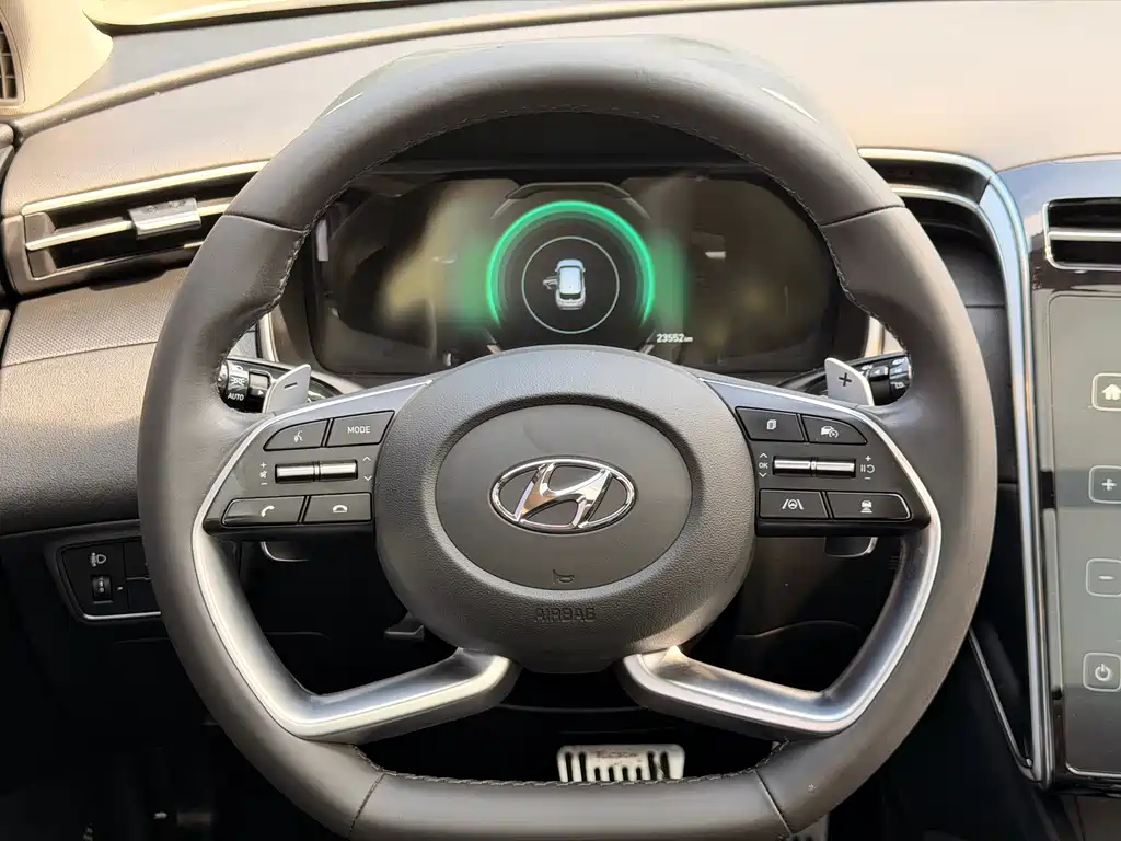 Hyundai Tucson — миниатюра 10