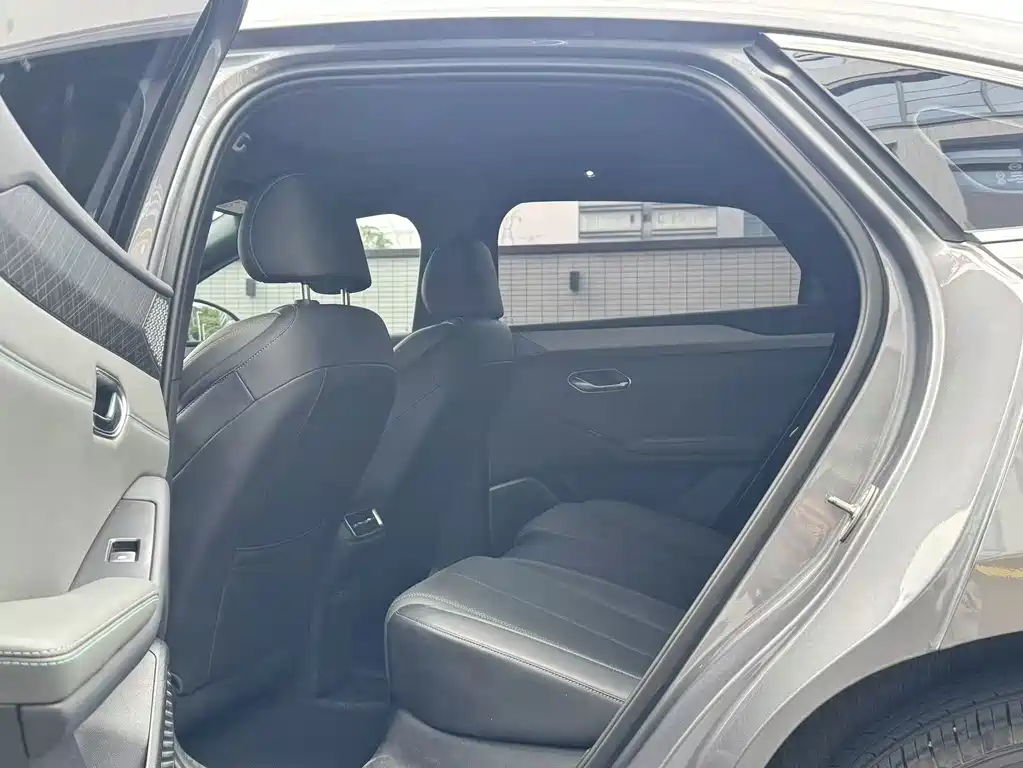 BYD Qin L — миниатюра 5