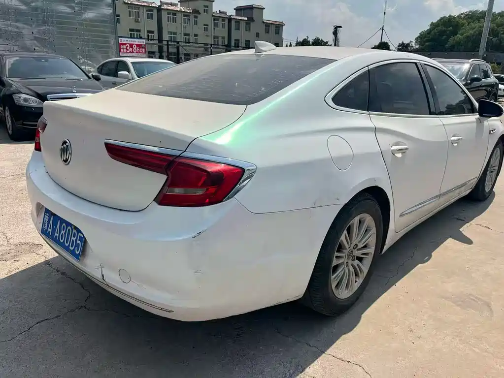 Buick LaCrosse 2016 30H Luxury