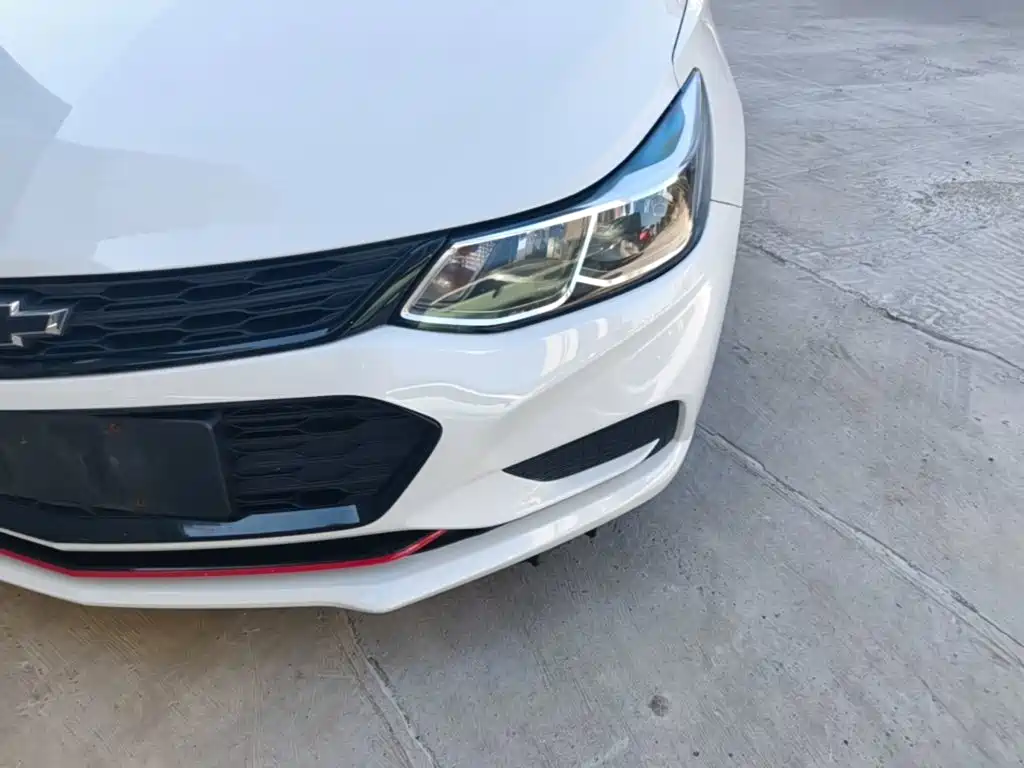 Chevrolet Cruze — миниатюра 24