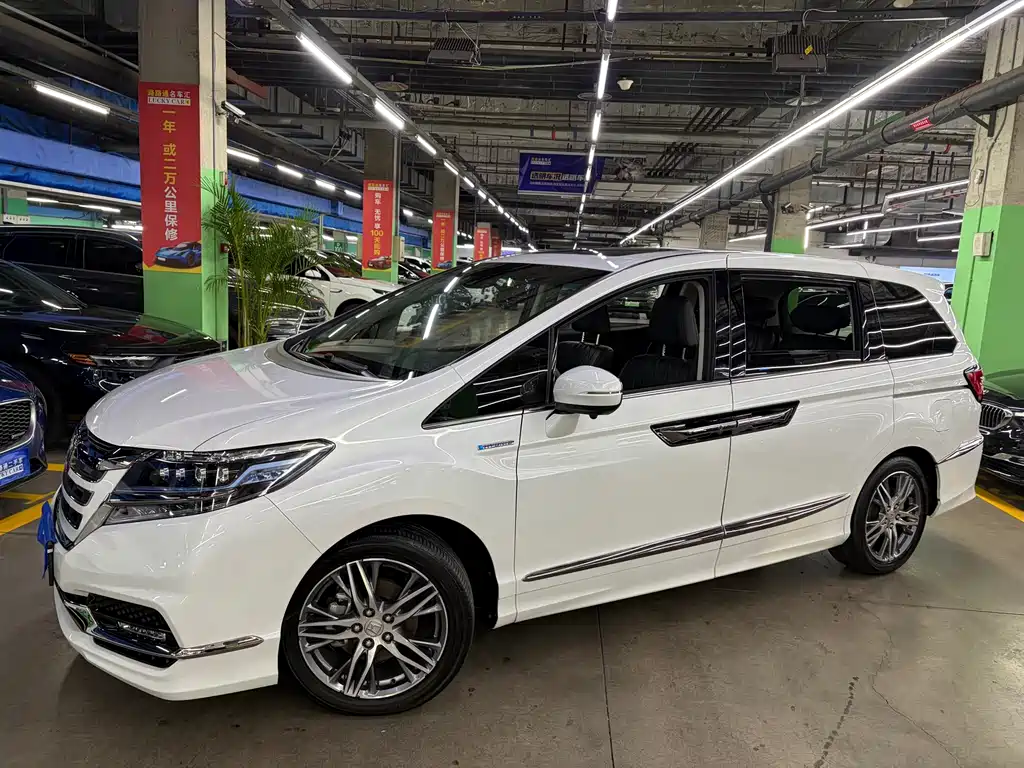 Honda Elysion — миниатюра 2
