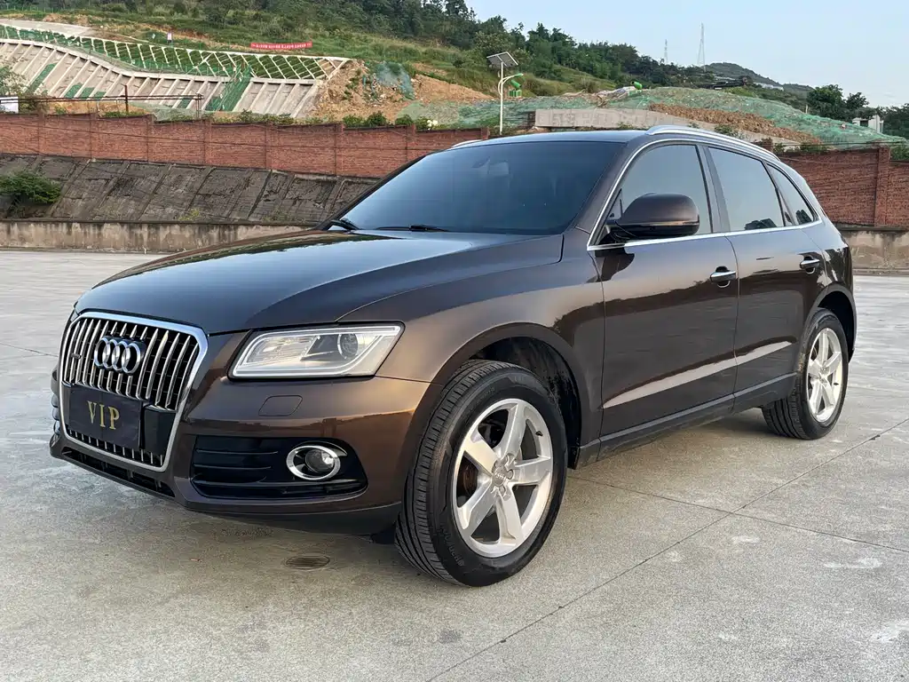 Купить Audi Q5