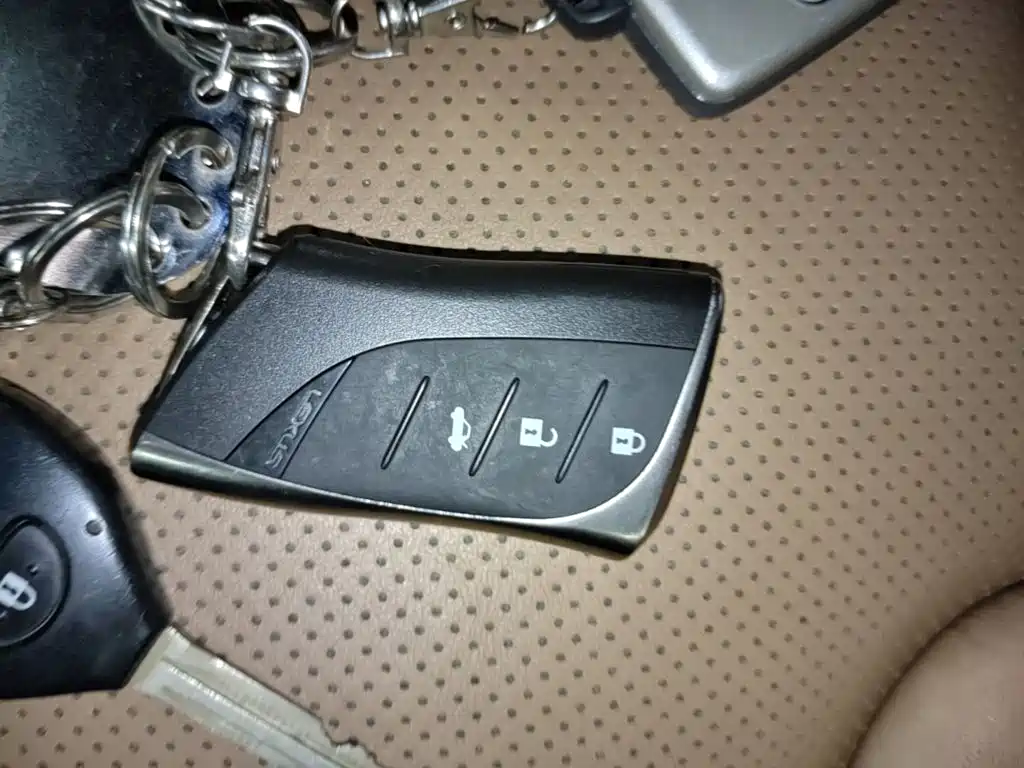 Lexus ES — миниатюра 9