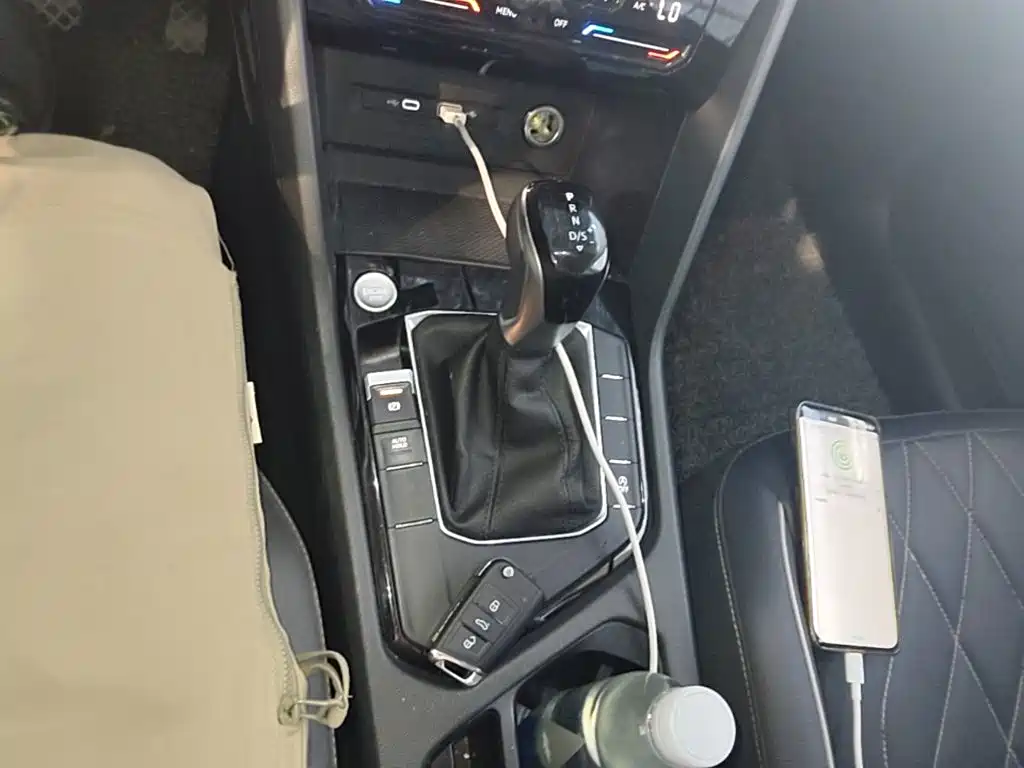 Volkswagen Tiguan L — миниатюра 14