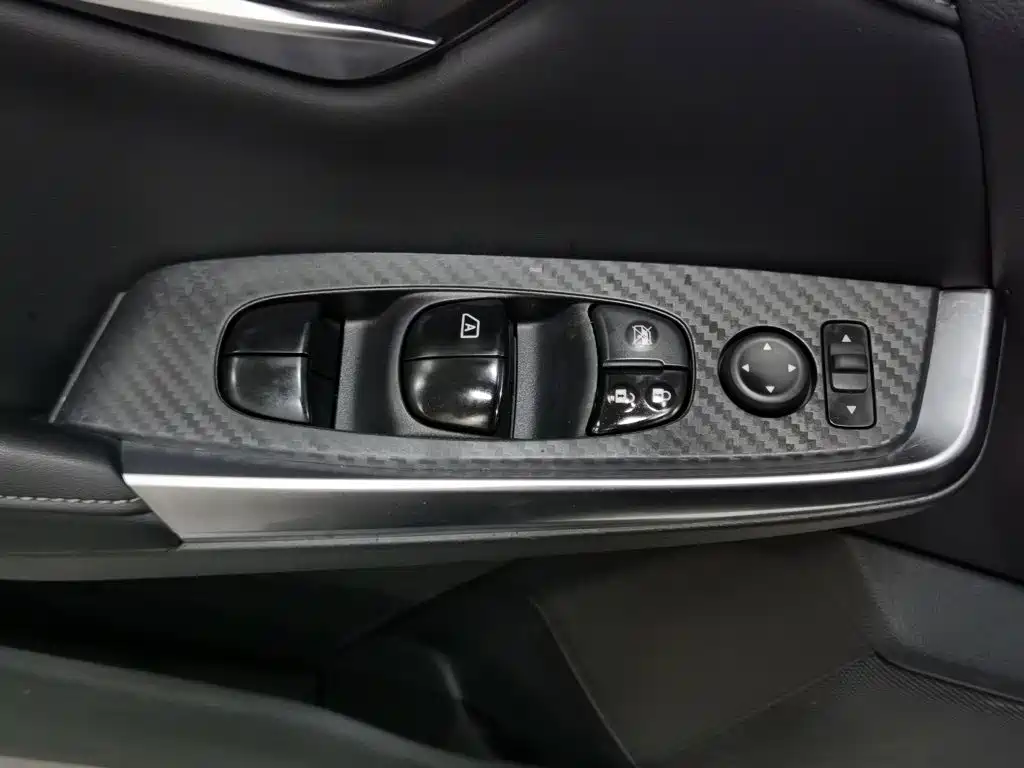 Nissan Sylphy — миниатюра 9