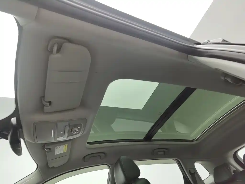 Roewe RX5 — миниатюра 14