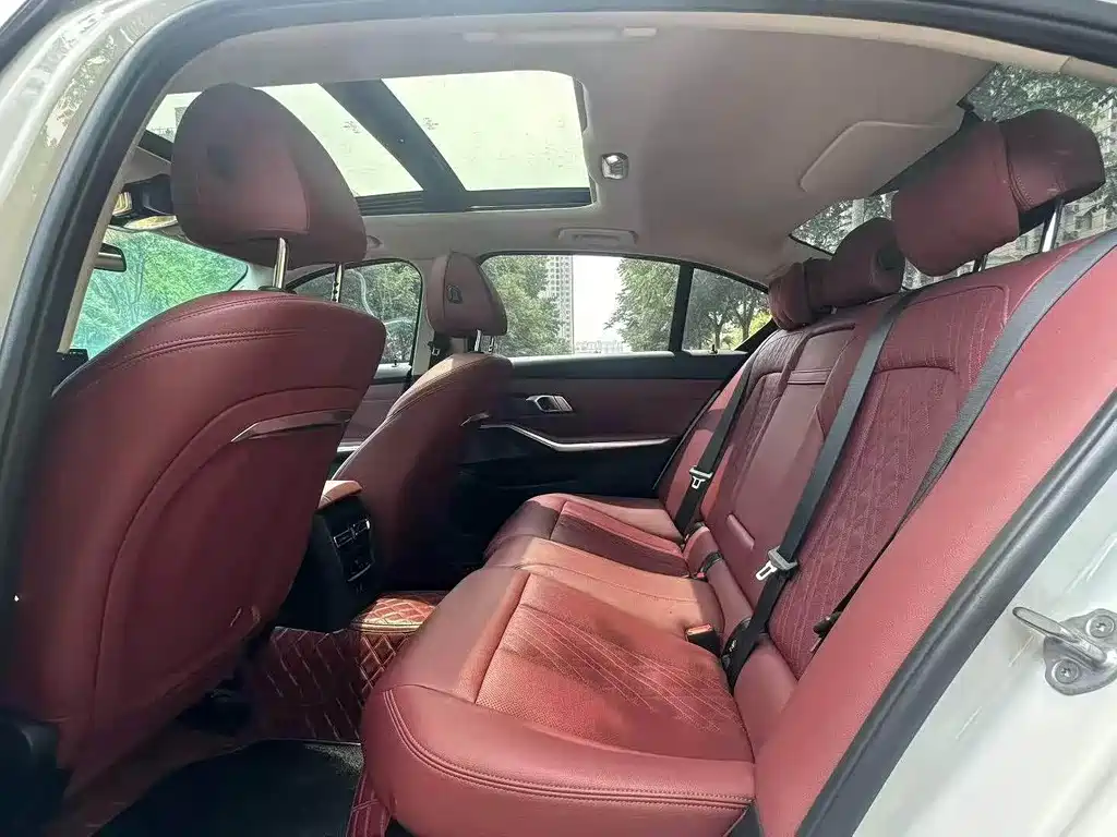 BMW 3 Series — миниатюра 5