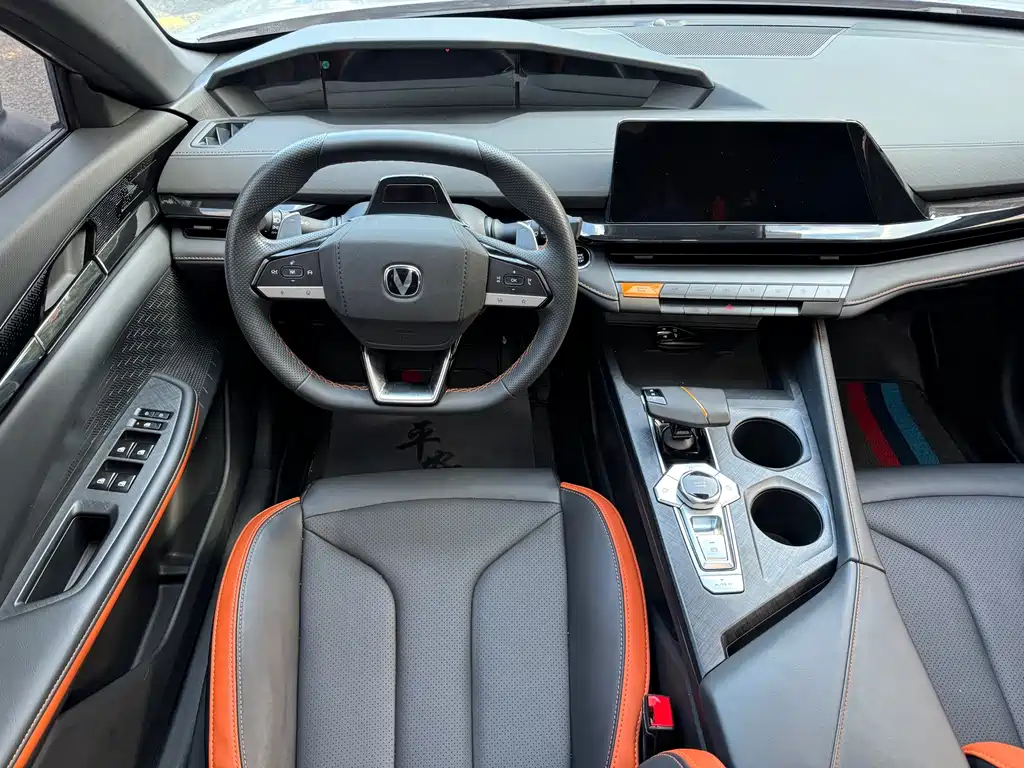 Changan UNI-V — миниатюра 6