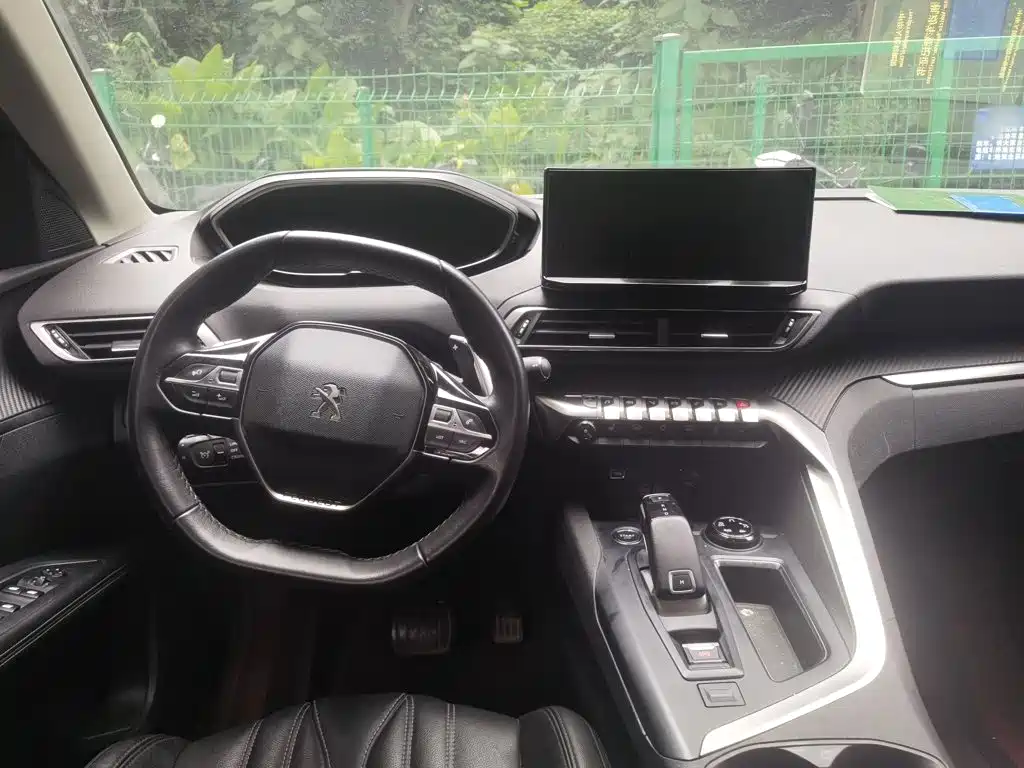 Peugeot 4008 — миниатюра 6