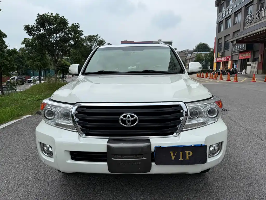 Toyota Land Cruiser — миниатюра 2