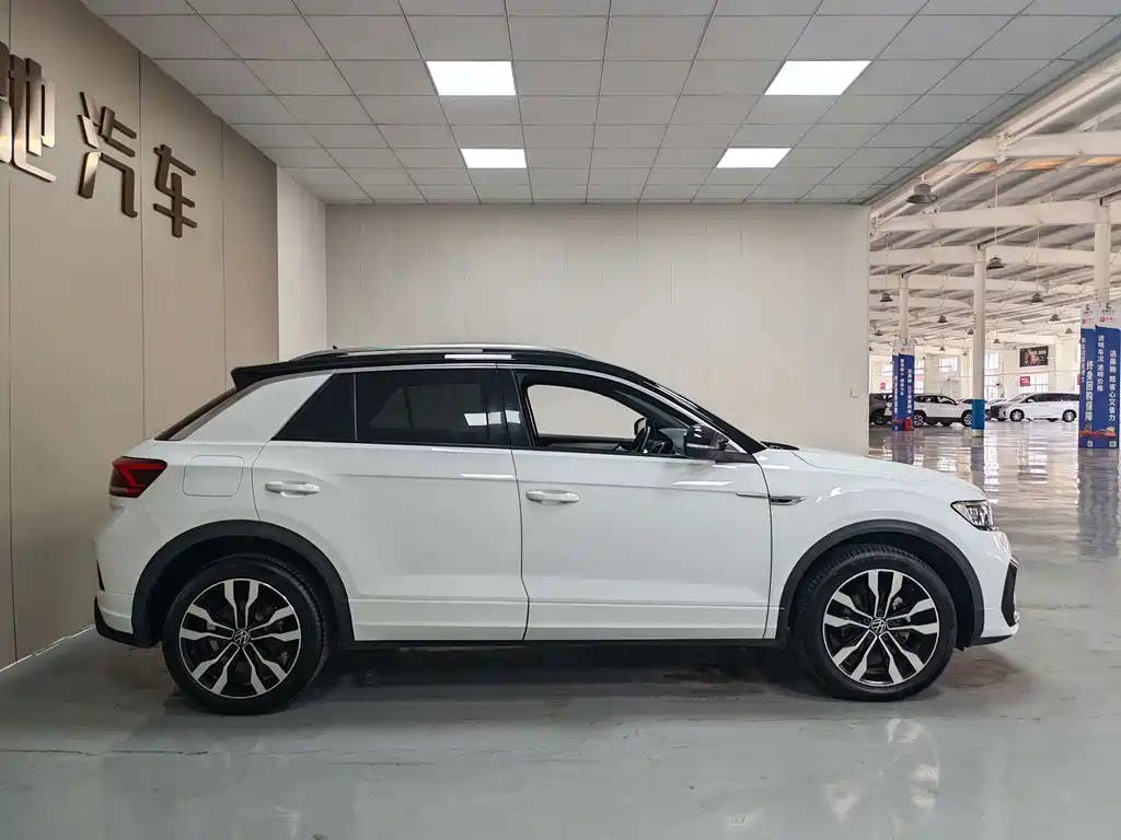 Volkswagen T-Roc — миниатюра 7
