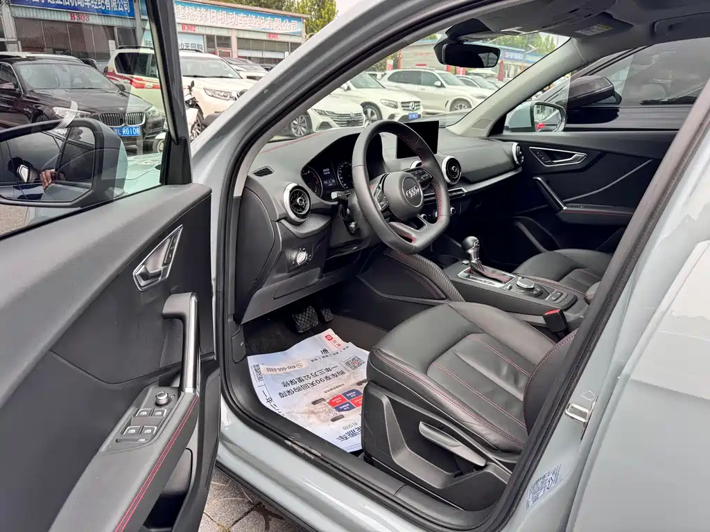 Audi Q2L — миниатюра 5