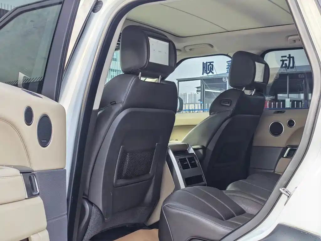 Land Rover Sport — миниатюра 7