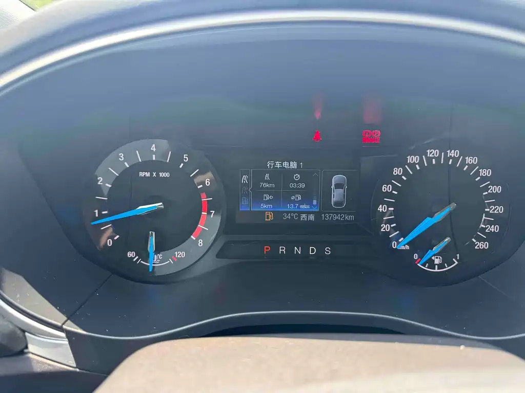 Ford Mondeo — миниатюра 7