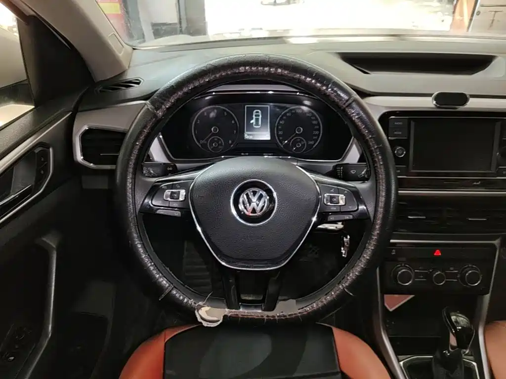 Volkswagen T-Cross — миниатюра 11