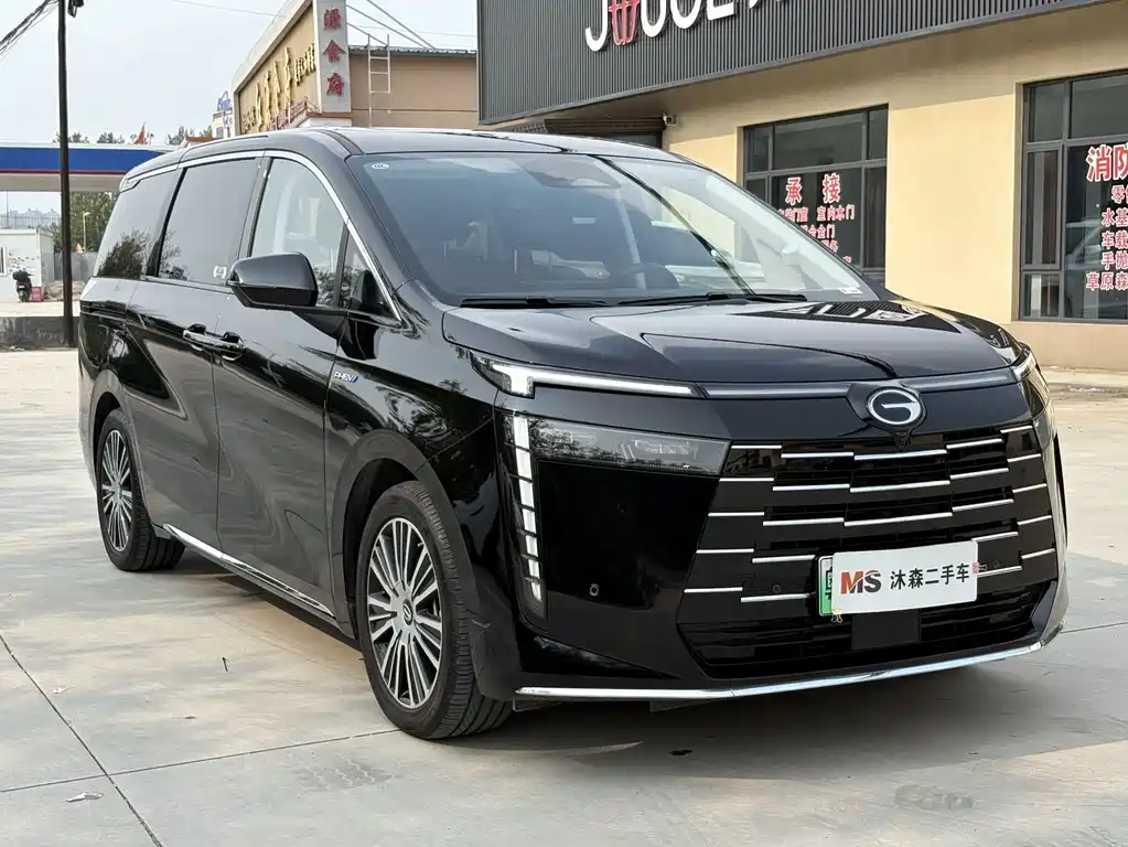GAC Motor Trumpchi E8 PHEV — миниатюра 3