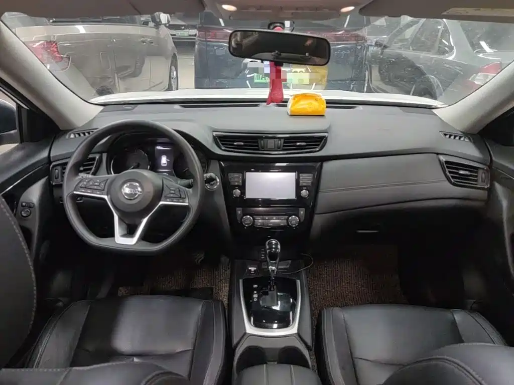 Nissan X-Trail — миниатюра 10