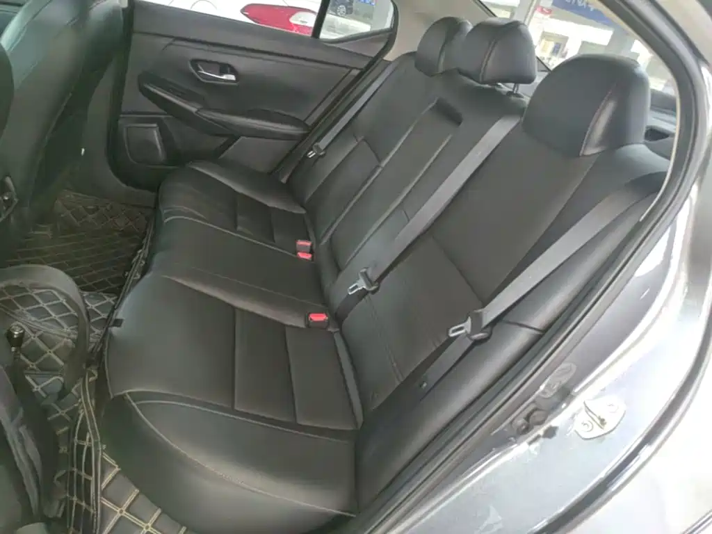 Nissan Sylphy — миниатюра 17