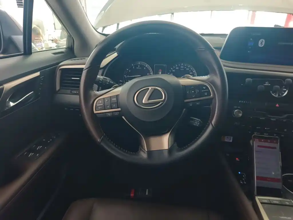 Lexus RX — миниатюра 11
