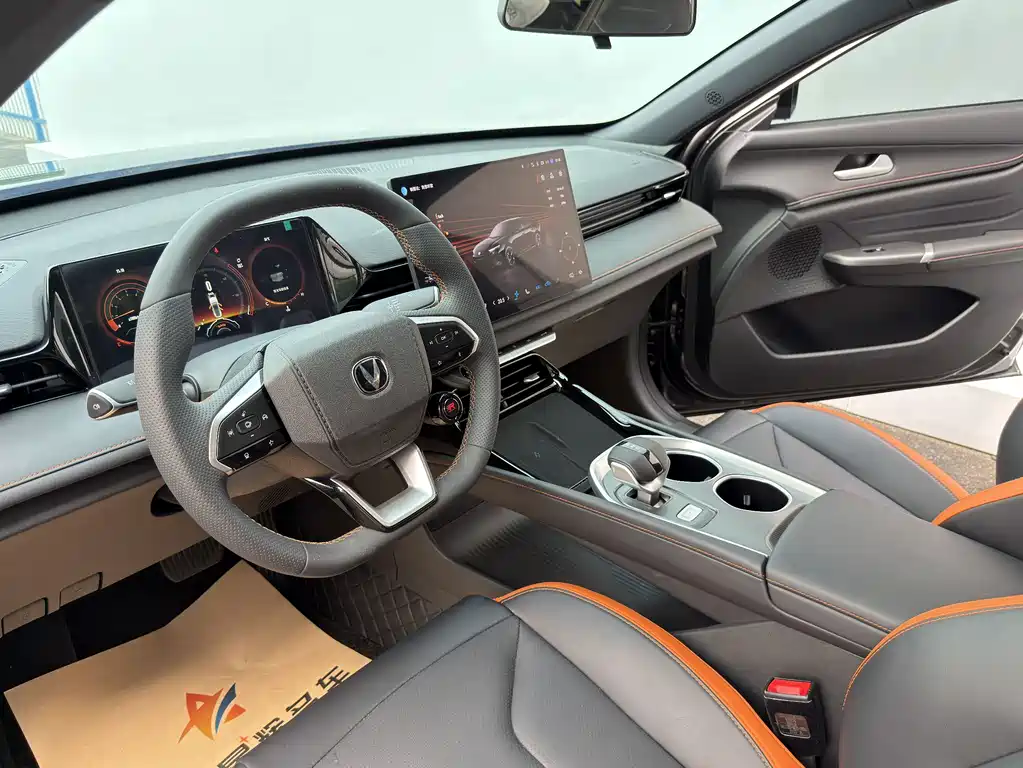 Changan UNI-V — миниатюра 7