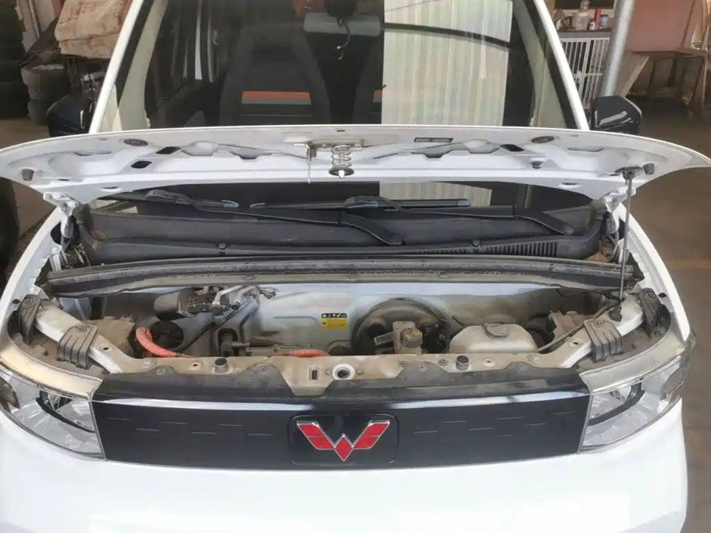 Wuling MINIEV — миниатюра 20