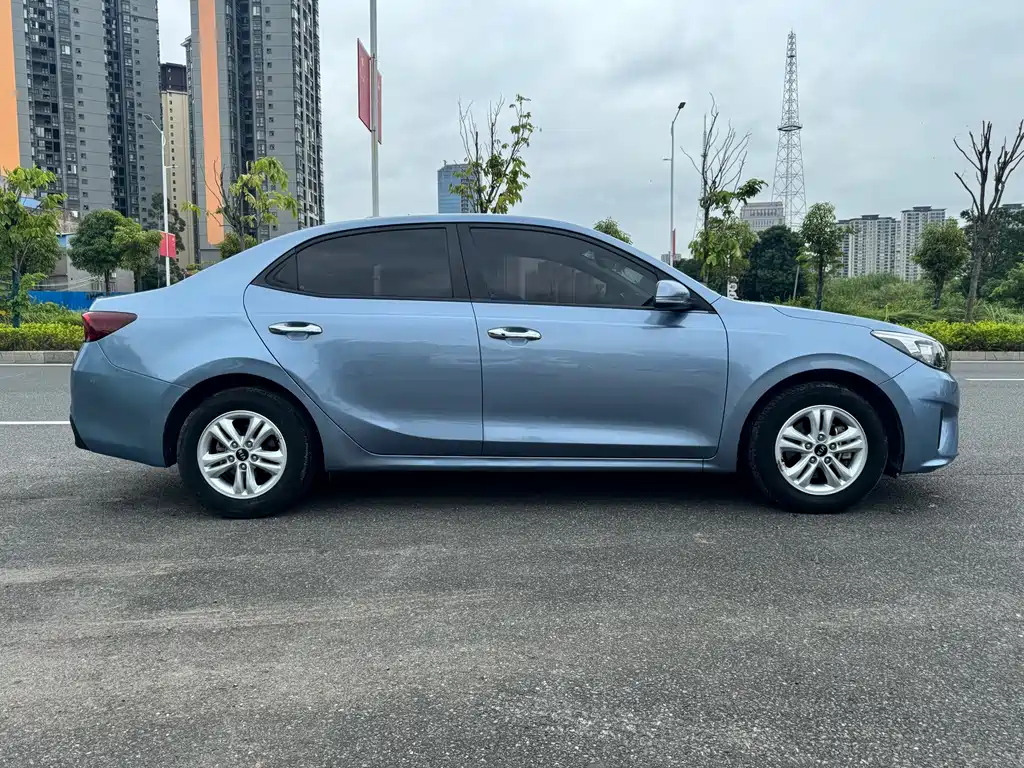 Kia Forte — миниатюра 4