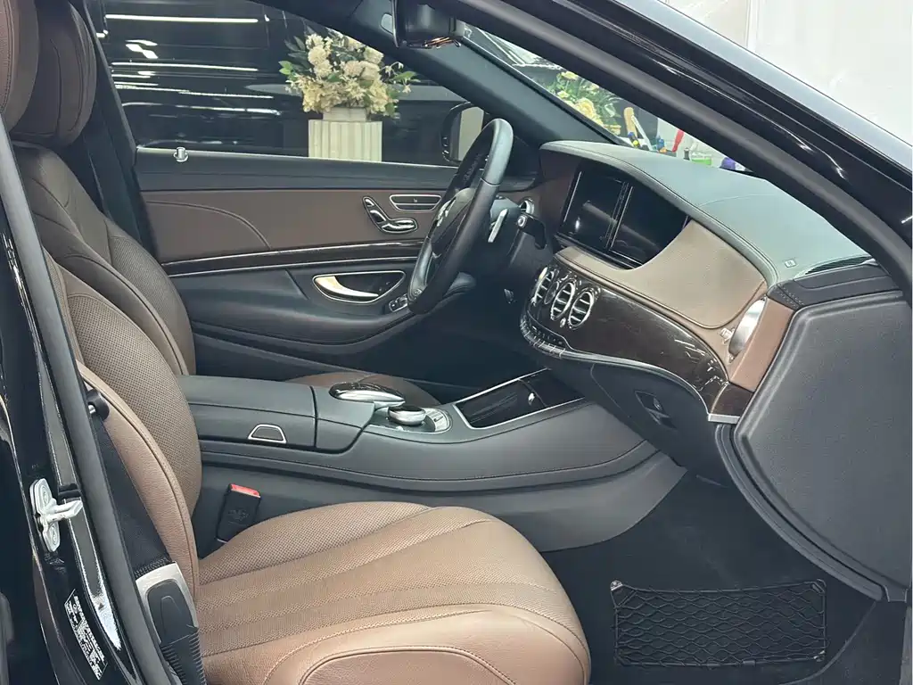 Mercedes-Benz S-Class — миниатюра 6