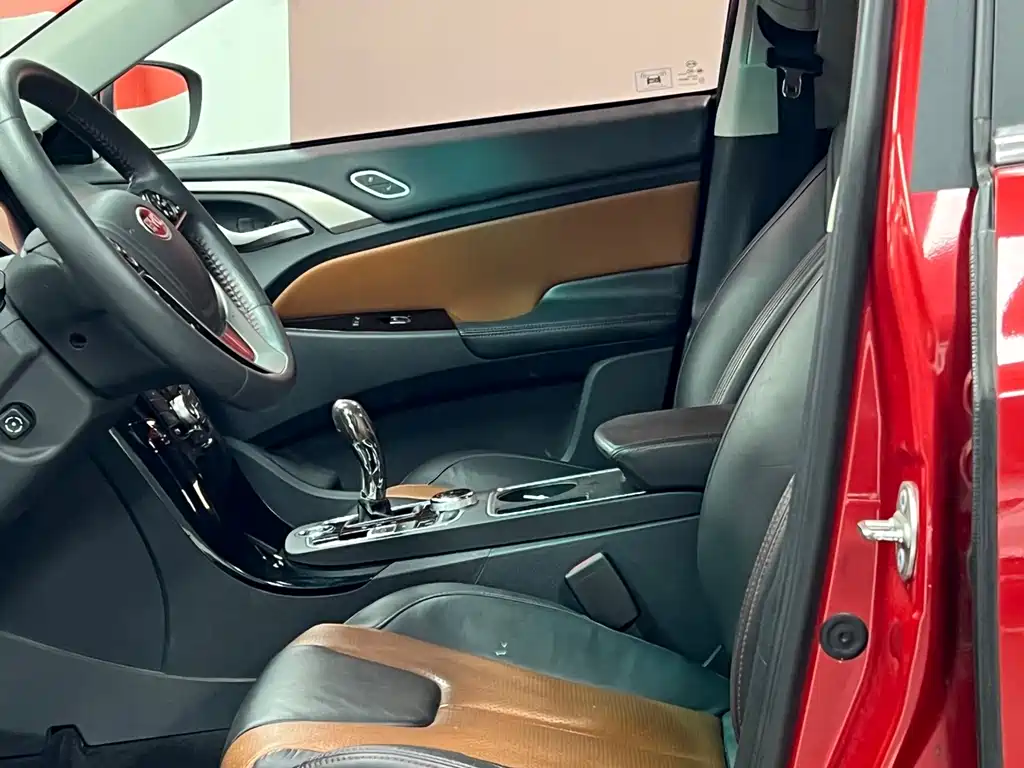 BYD Qin NEV 2016 EV300 Flagship