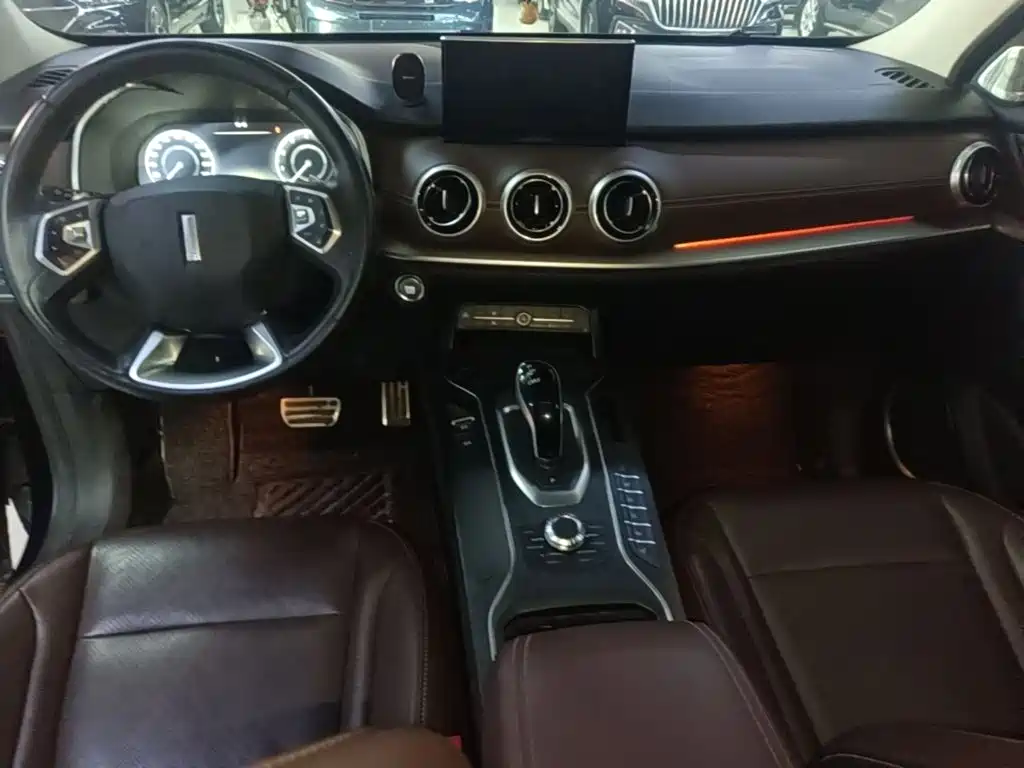 Wey Wey VV6 — миниатюра 10