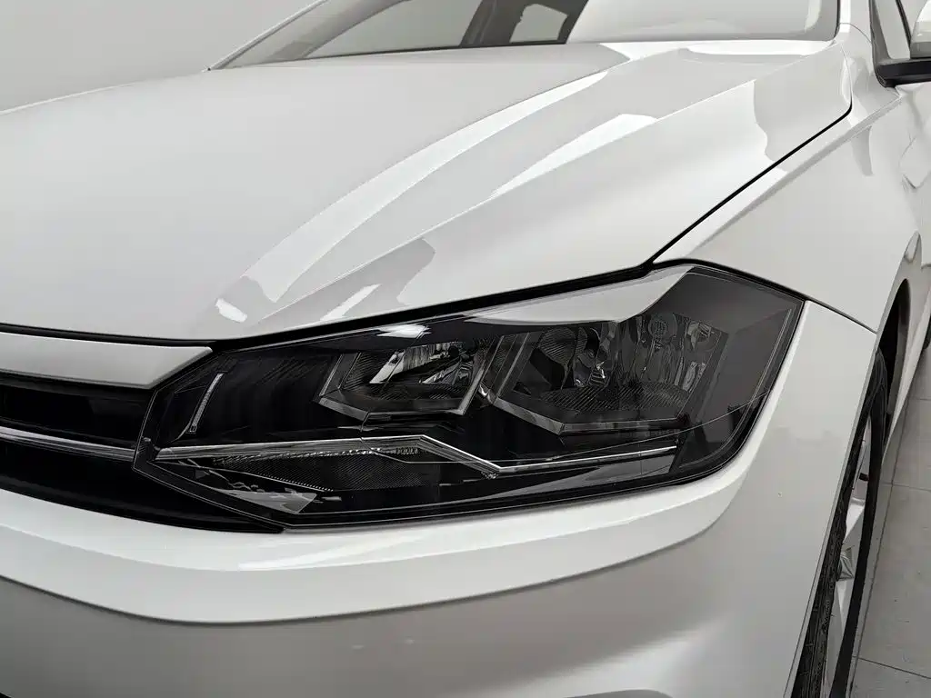 Volkswagen Polo — миниатюра 7