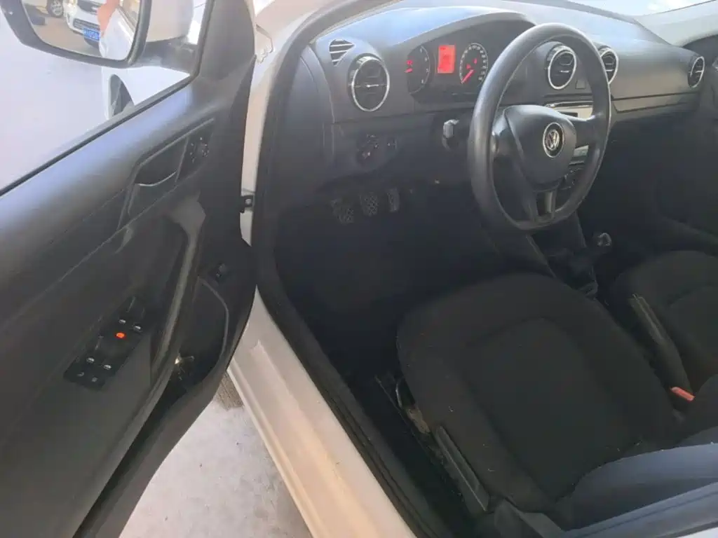 Volkswagen Jetta — миниатюра 16