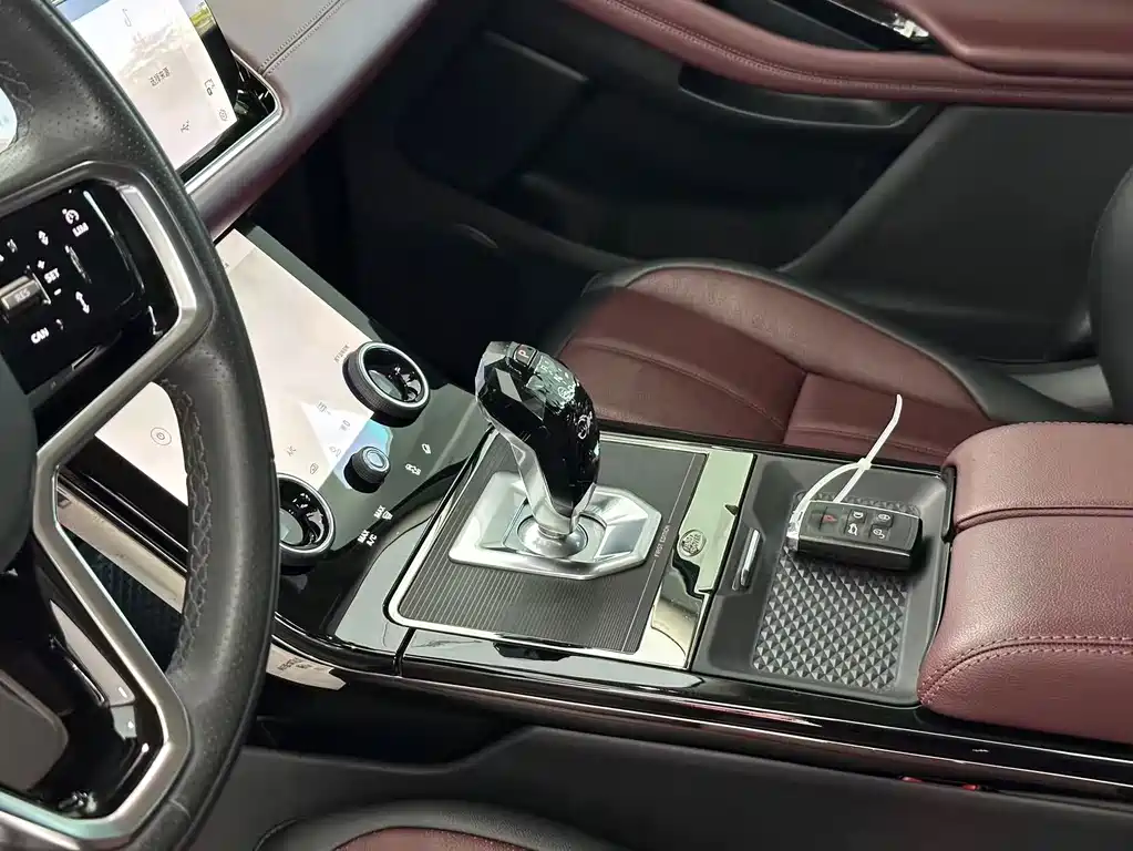 Land Rover Evoque — миниатюра 10