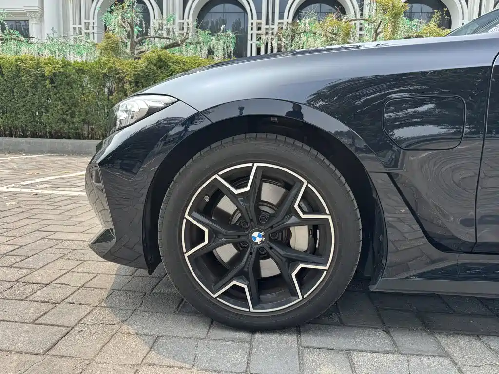 BMW i3 — миниатюра 14