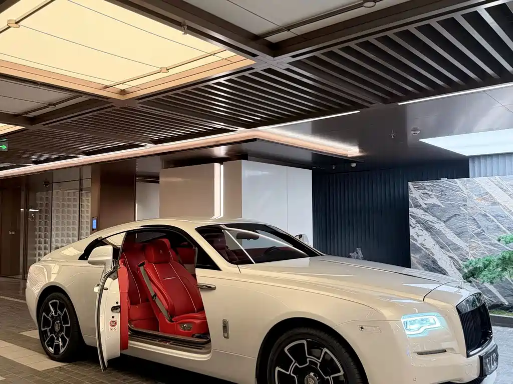 Rolls-Royce Wraith — миниатюра 5