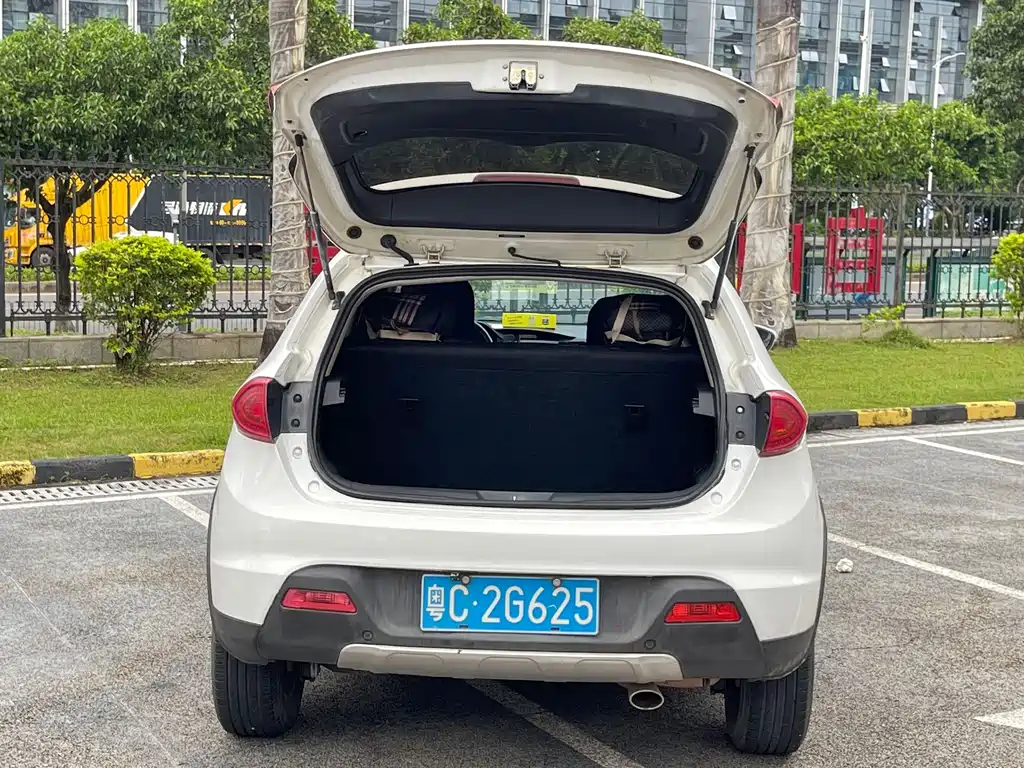 Lifan 力帆X50 — миниатюра 14