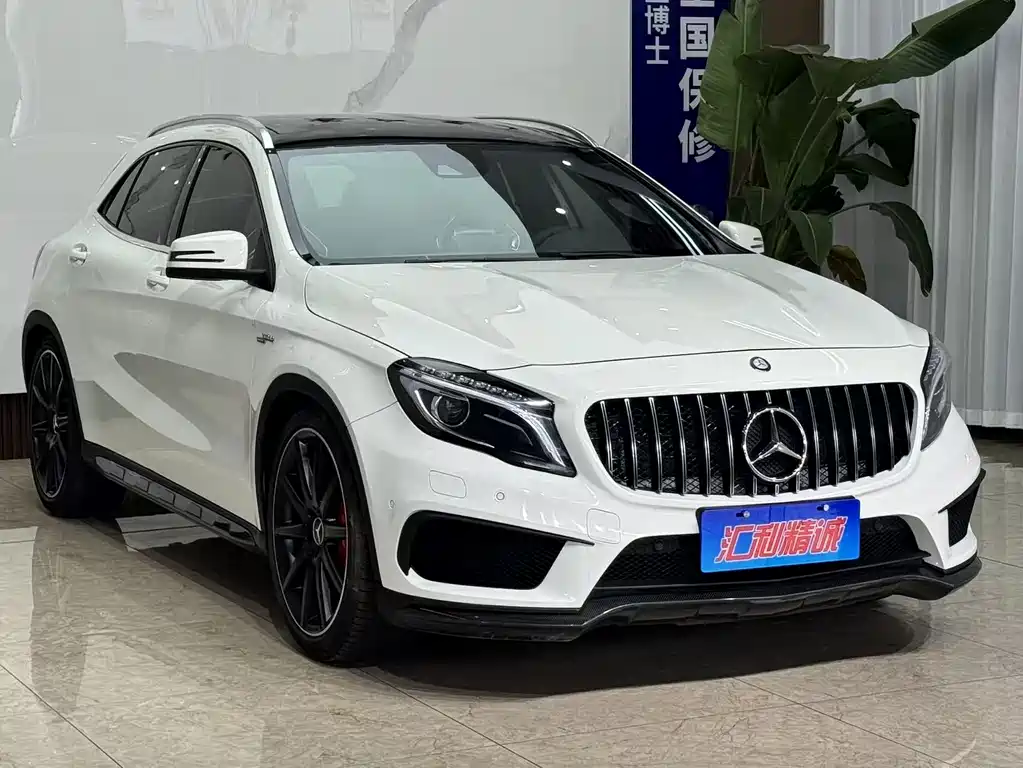Mercedes-Benz GLA AMG — миниатюра 2