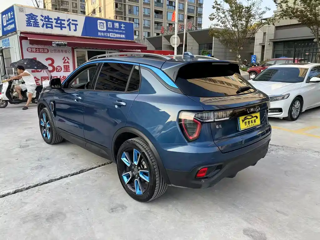 Lynk & Co 01 — миниатюра 4