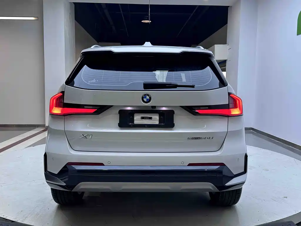 BMW X1 — миниатюра 5