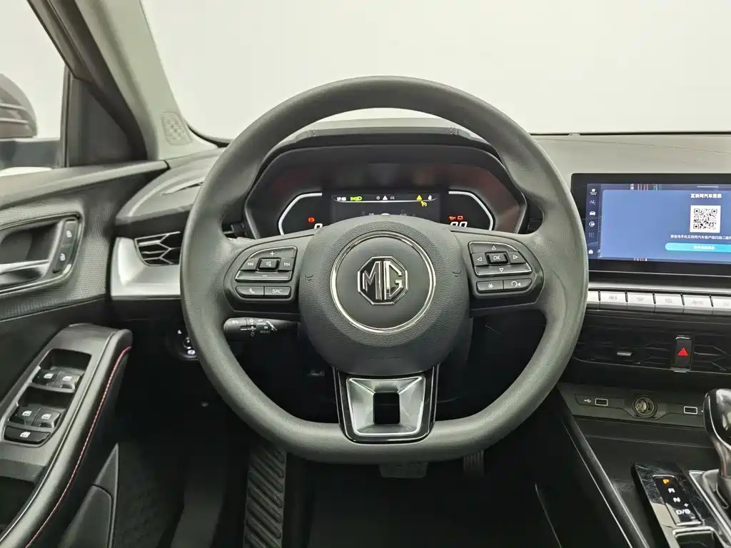 MG MG5 — миниатюра 11