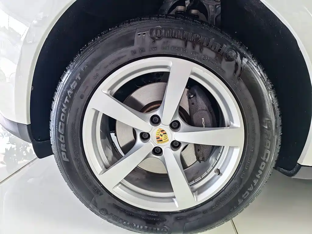 Porsche Macan — миниатюра 14