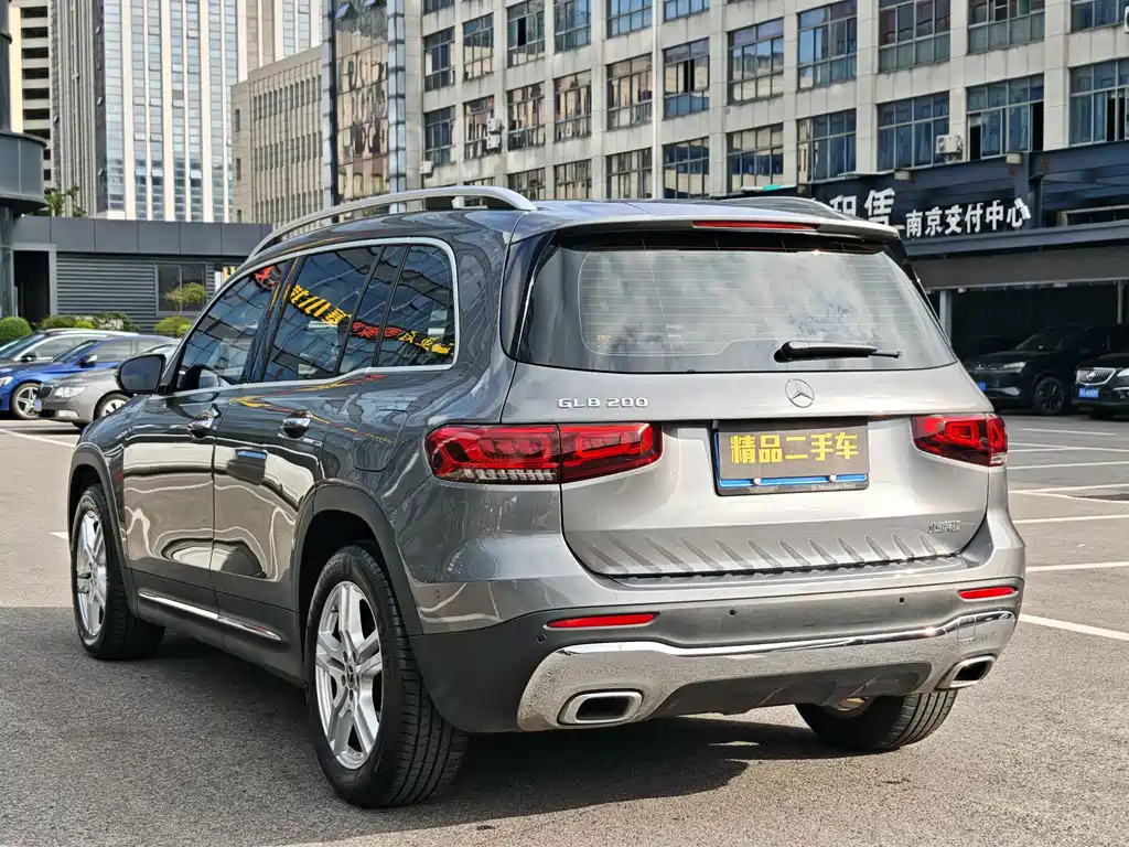 Mercedes-Benz GLB — миниатюра 4