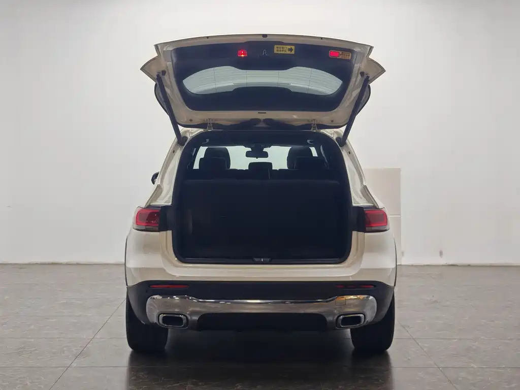 Mercedes-Benz GLB — миниатюра 12