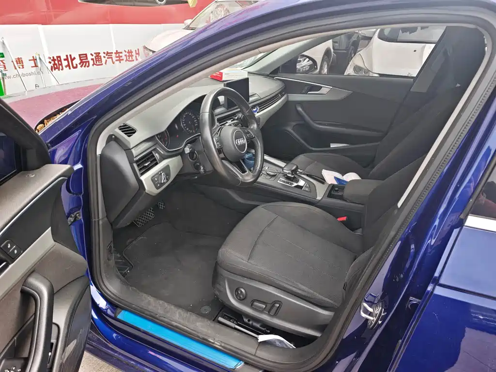 Audi A4L — миниатюра 2