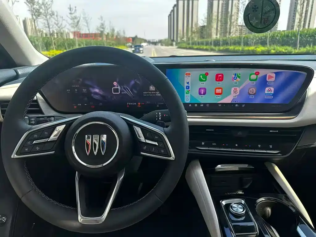 Buick Envision Plus — миниатюра 5